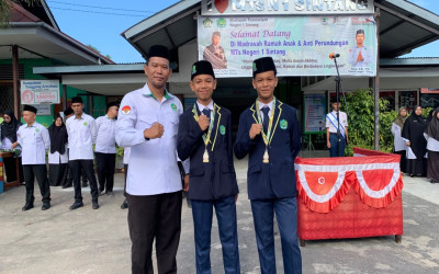 Siswa MTsN 1 Sintang Raih Juara 1 Piala Soeratin U-13 Tingkat Provinsi 2026