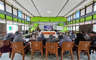 MTs Negeri 1 Sintang Gelar Penyusunan Kurikulum Madrasah Berbasis Cinta