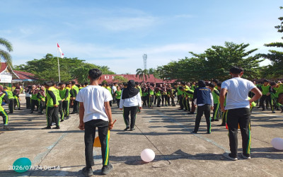 MTsN 1 Sintang Gelar Lomba Permainan Tradisional Meriahkan HAN 2026