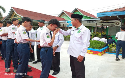 MTs Negeri 1 Sintang Gelar Halal Bihalal di Hari Pertama Sekolah