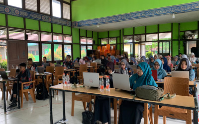 MTs Negeri 1 Sintang Gelar Kegiatan Kolektif Pengembangan Keprofesian bagi Guru dan Tenaga Kependidikan