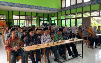 Kokohkan Harmoni dan Sinergi, MTs Negeri 1 Sintang Gelar Halalbihalal